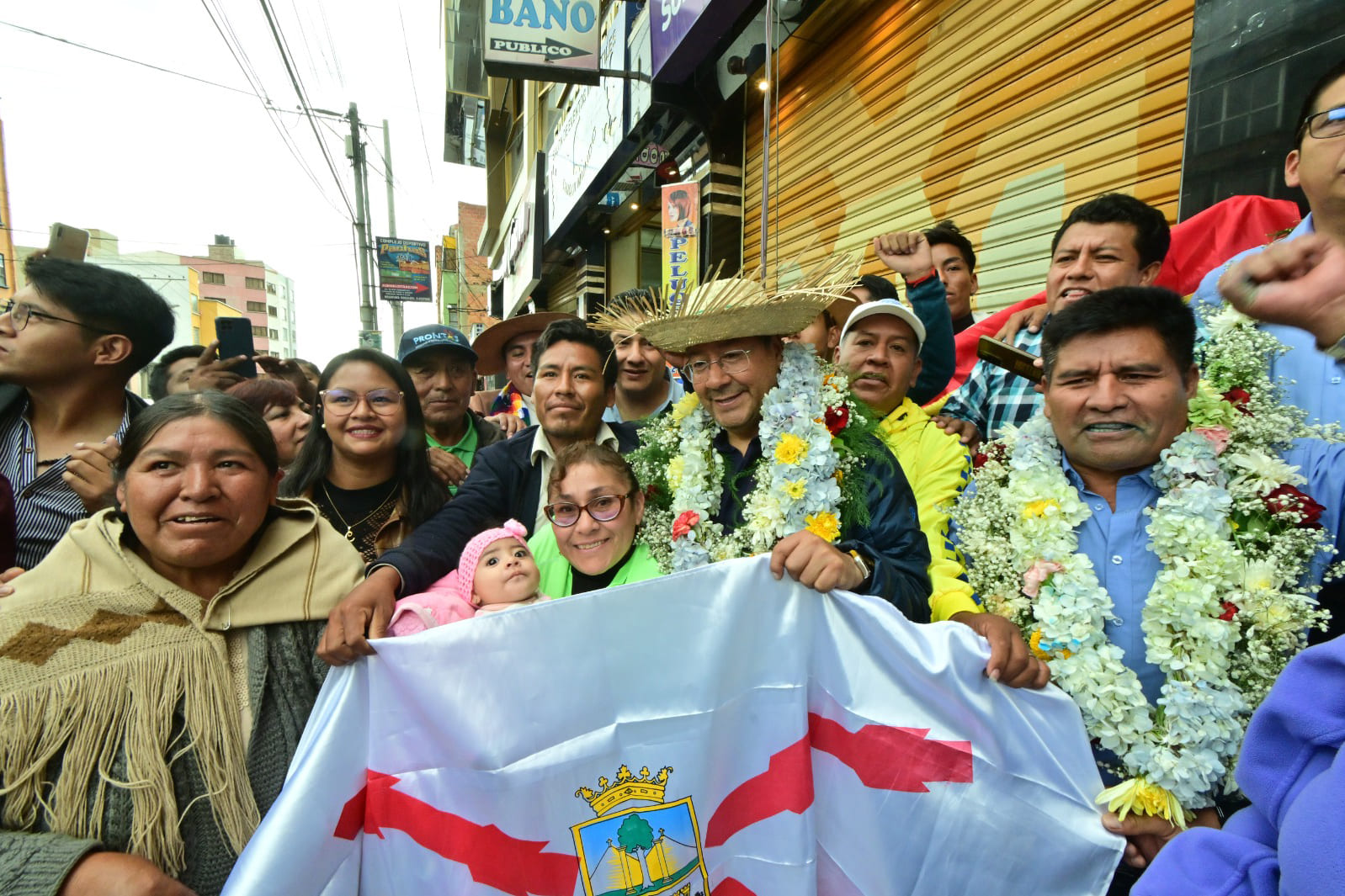 EL PRESIDENTE ARCE CELEBRA ANIVERSARIO DE INTERCULTURALES Y LLAMA A LA UNIDAD