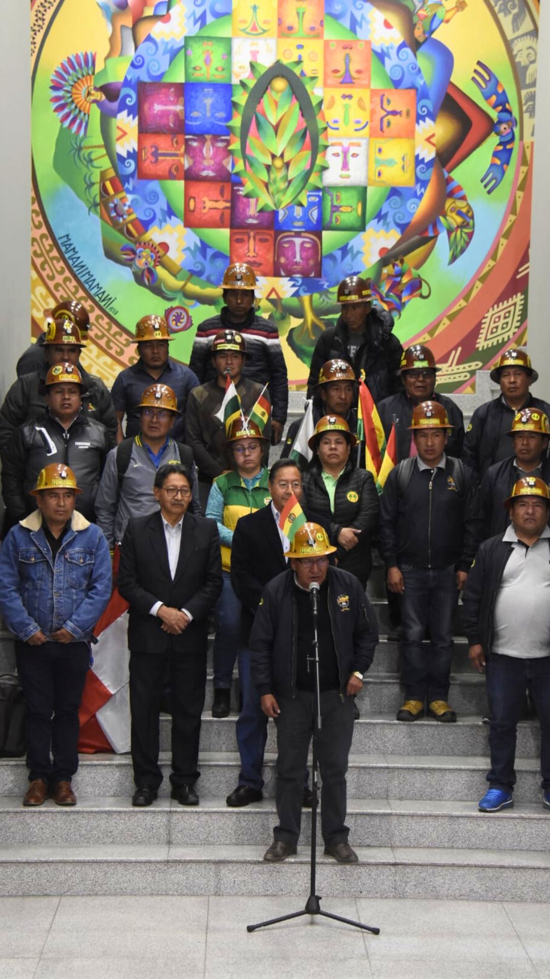 El presidente Arce recibe apoyo de Fencomin y reitera su vocación de unidad y de compromiso con los trabajadores