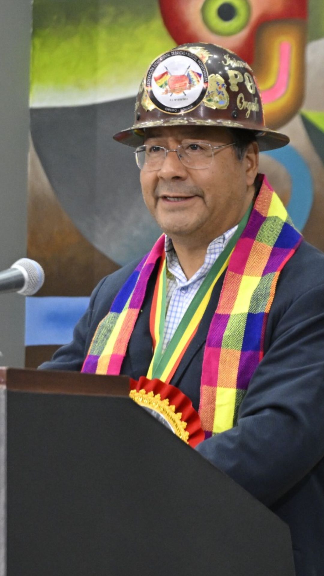 El presidente Arce participa en la posesión del nuevo directorio de la Confederación Nacional Única de Bandas Profesionales Bronces de Bolivia