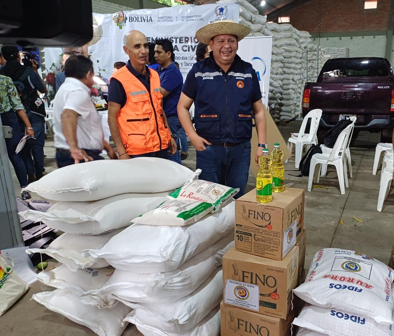 Gobierno entrega 154 toneladas de ayuda humanitaria a dos municipios de Santa Cruz afectados por los incendios