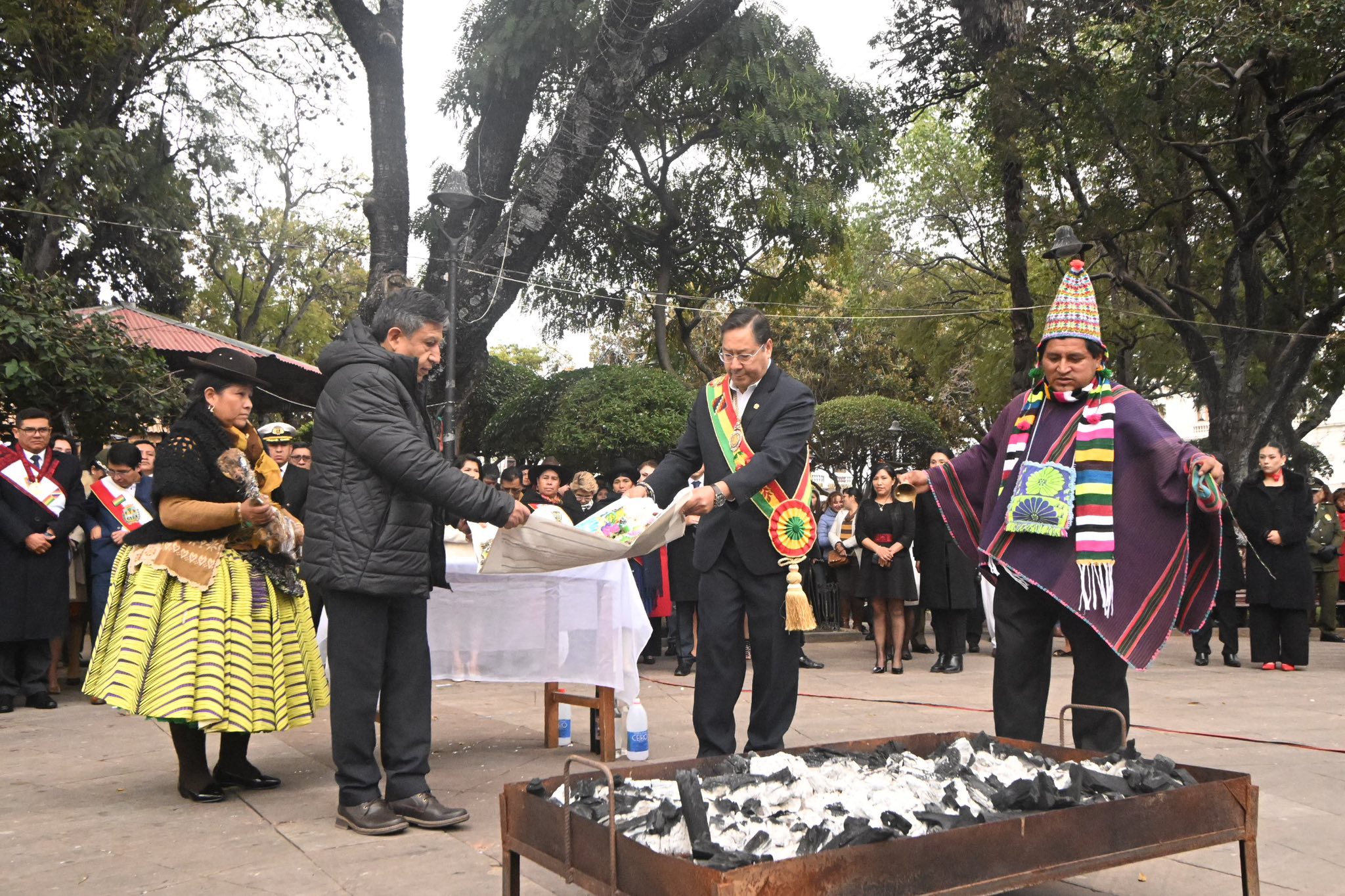 Presidente Arce encabeza tres ceremonias protocolares en homenaje a Chuquisaca