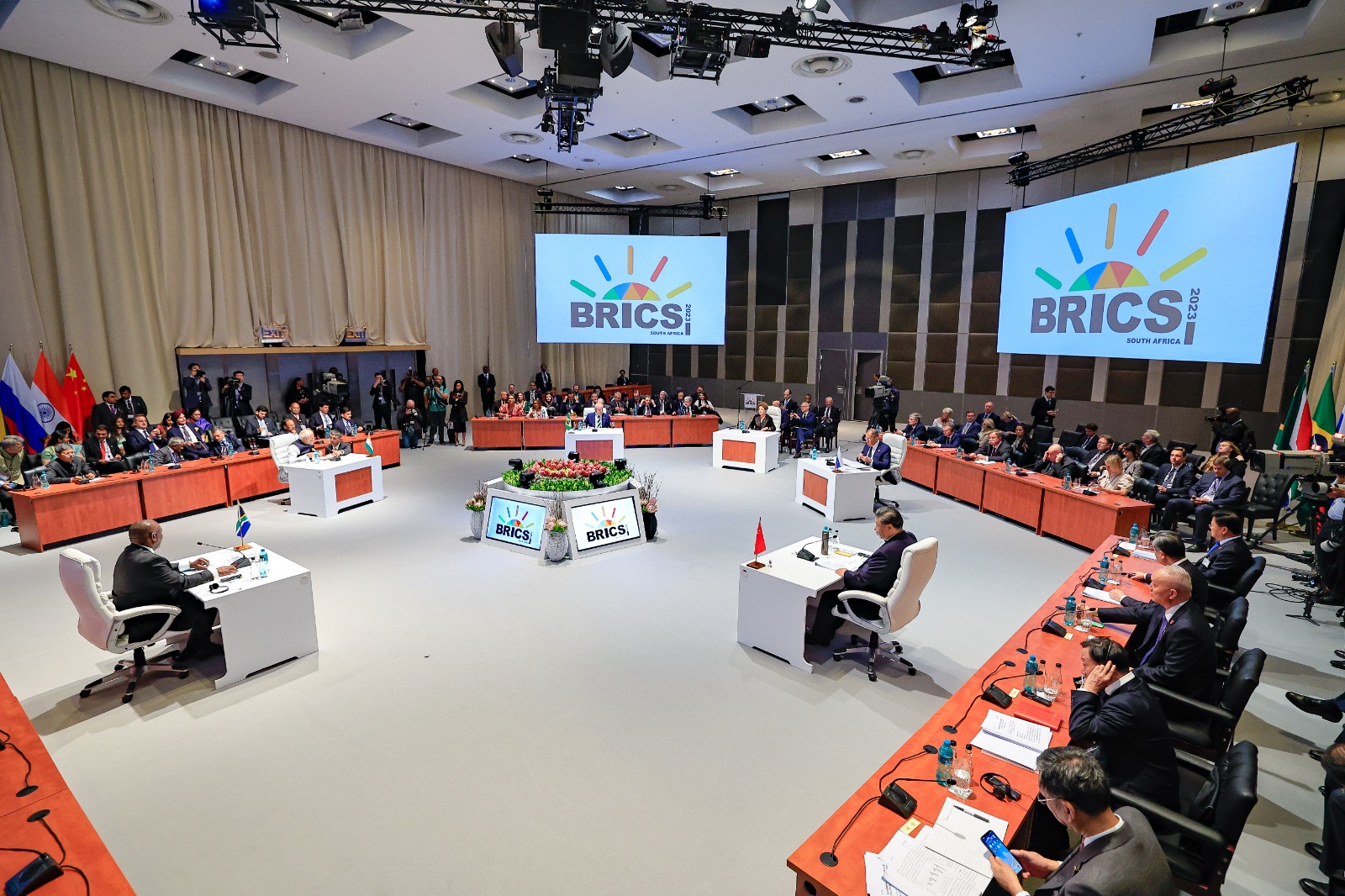 Presidente Arce participará en la Cumbre de los BRICS para consolidar nuevos mercados