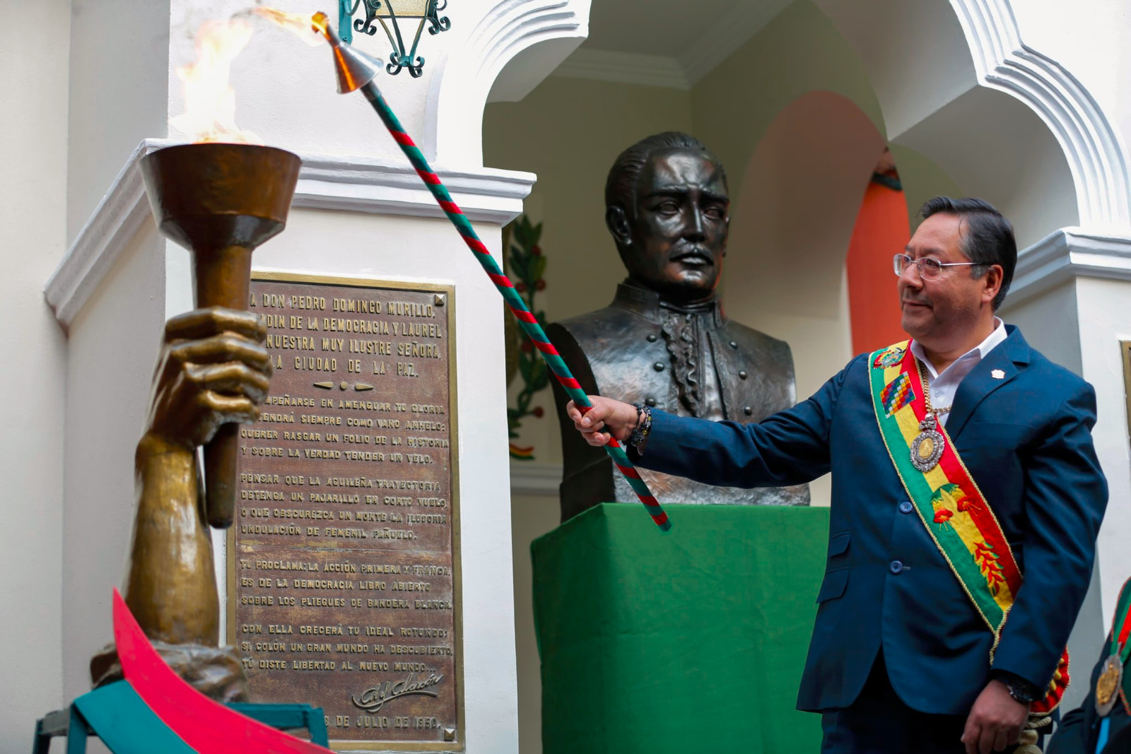 Presidente Arce en el aniversario del grito libertario de La Paz: Hay que seguir adelante con determinación y valentía