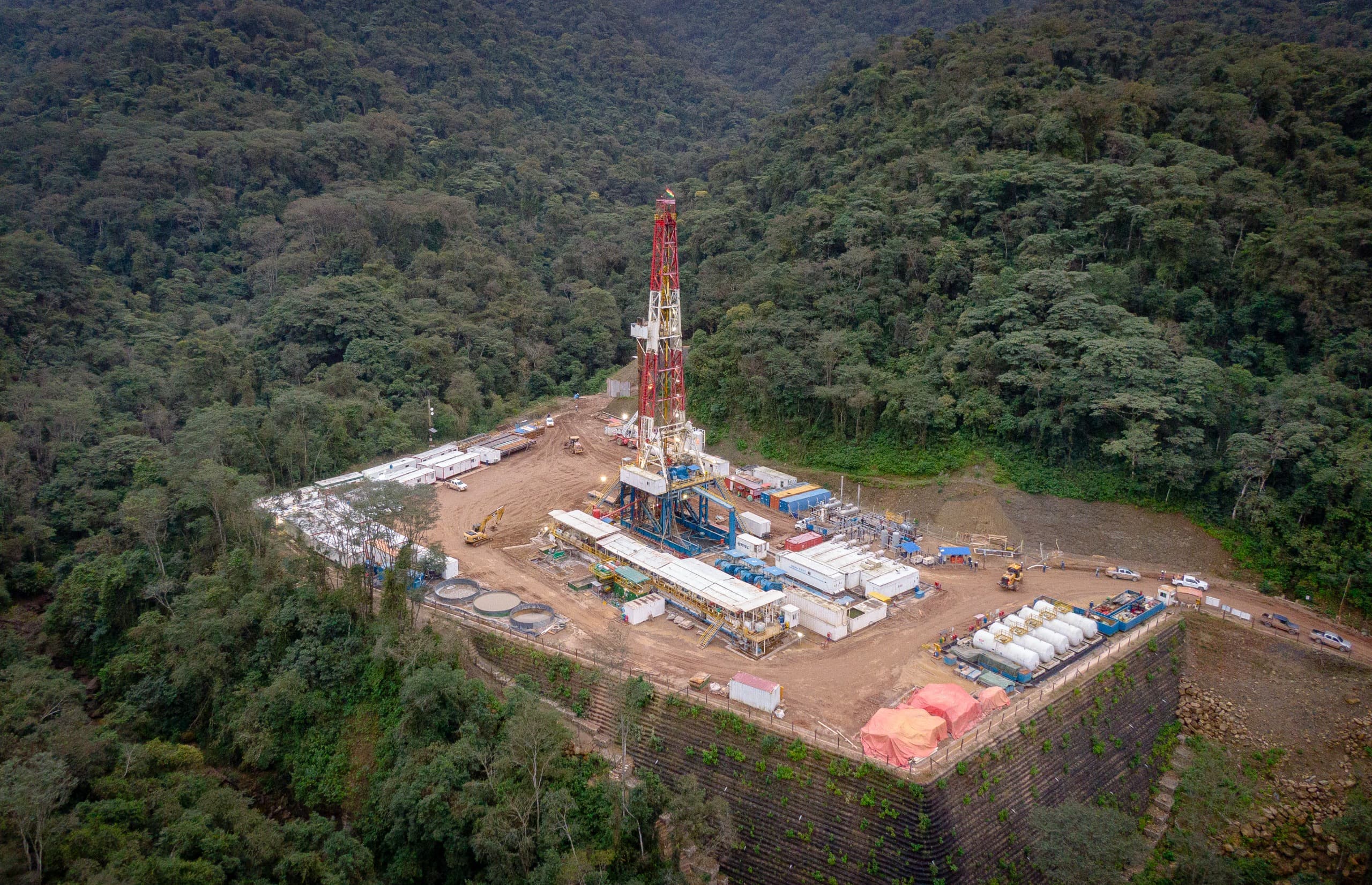 En Tarija, el presidente Arce inaugura el Campo Churumas para iniciar una nueva era de abastecimiento y exportación de gas
