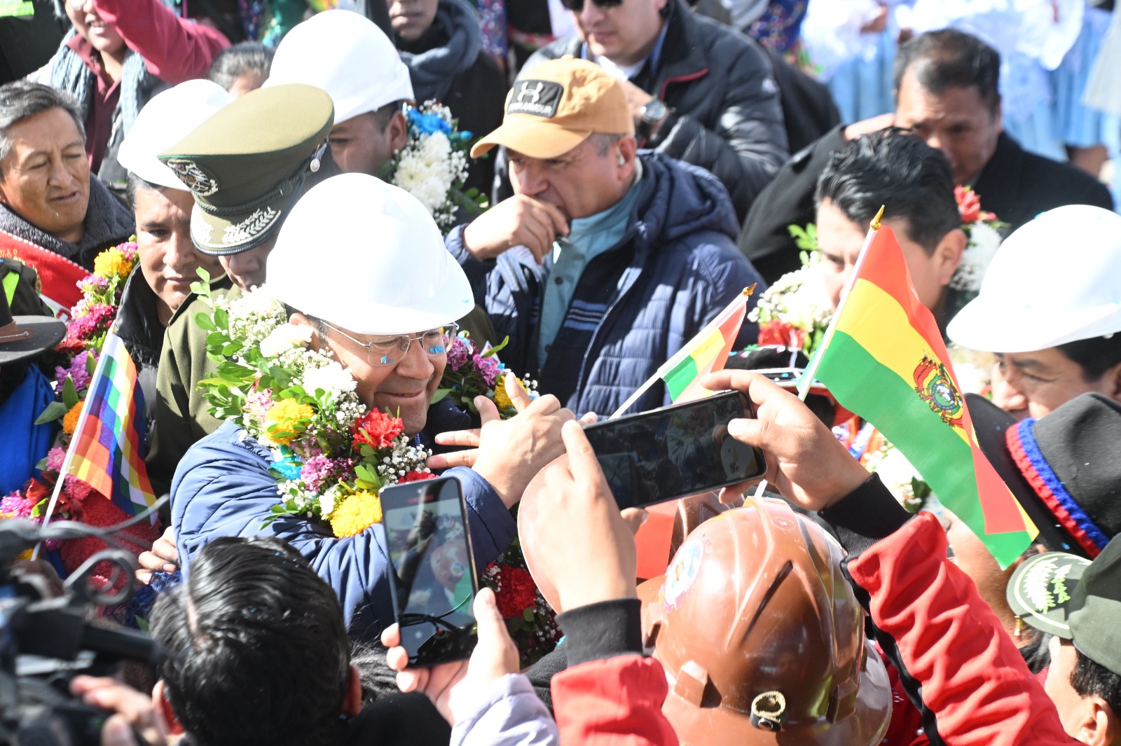 El presidente Arce da inicio a la construcción y mejoramiento del aeropuerto de Uyuni