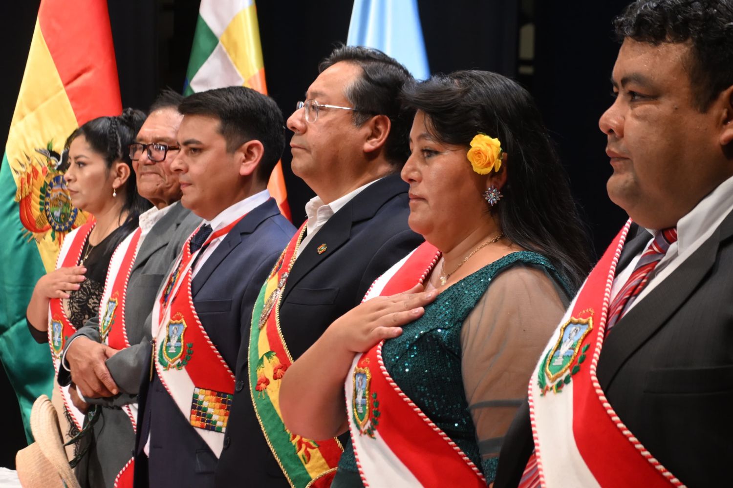 PRESIDENTE ARCE DETALLA LAS MILLONARIAS OBRAS Y PROYECTOS QUE BENEFICIAN AL PUEBLO TARIJEÑO